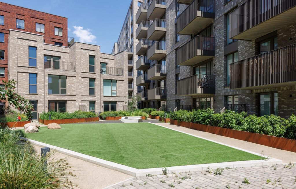 Fleet at Royal Wharf